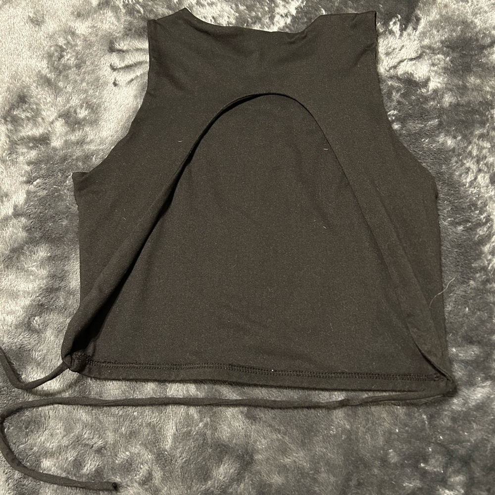 crop top